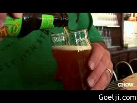 how to pour a beer